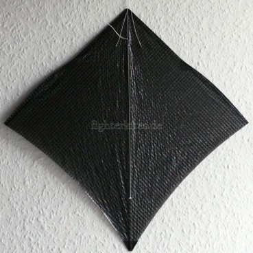 Segel: -
Segelmaterial: Orcon
Bogenstab: Carbon 1,2 mm
Mittelstab: Bambus
Gesamtgewicht: 4,5 g Segel: -
Segelmaterial: Orcon
Bogenstab: Carbon 1,2 mm
Mittelstab: Bambus
Gesamtgewicht: 4,5 g